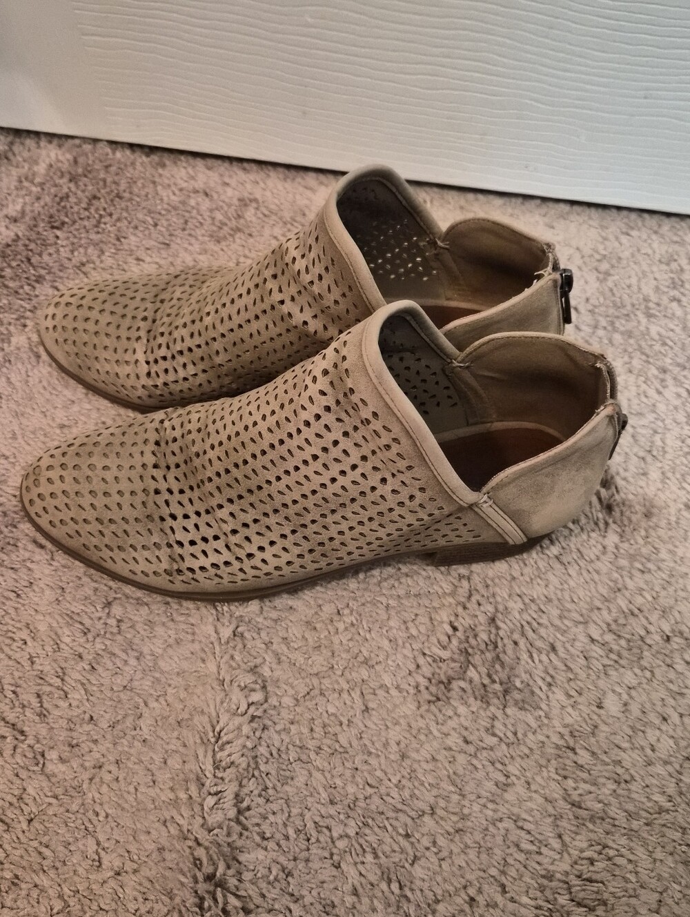 Tan booties - Picture 4 of 5